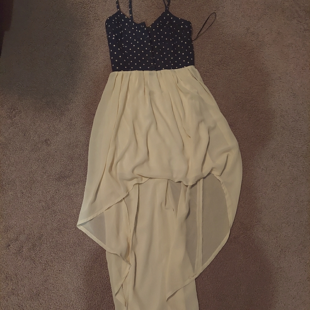 Dress - Picture 2 of 2